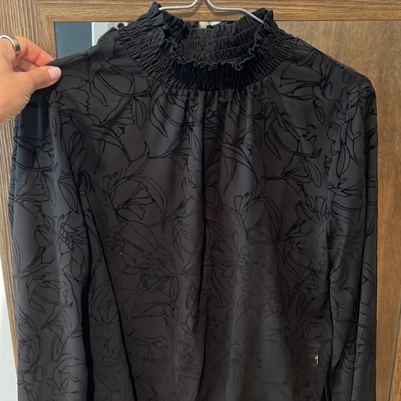 Mink pink sheer high neck blouse with open back - Picture 4 of 5